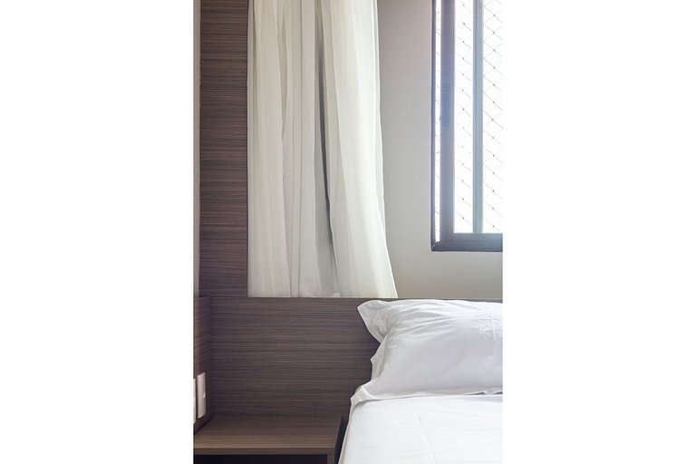 Luxuoso Flat de 2 qts ao lado do CASV e do Riomar
