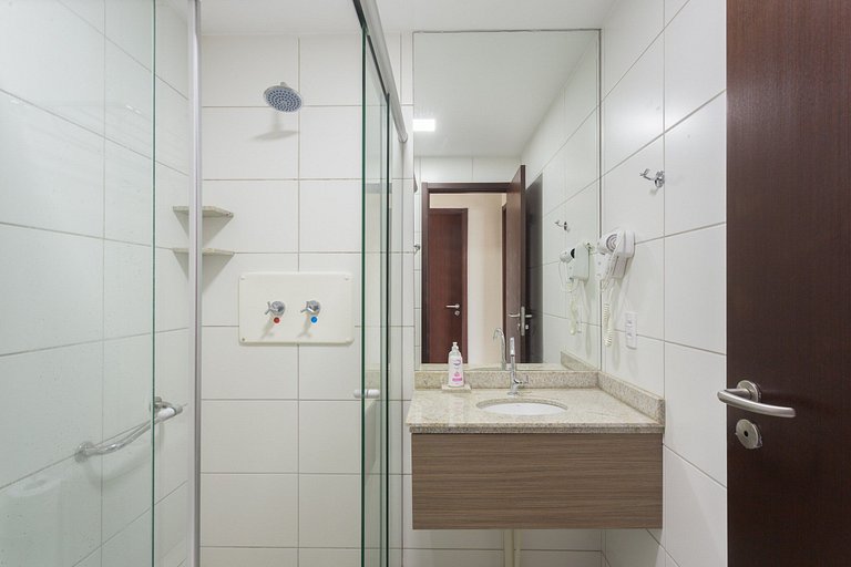 Luxurious 2 bedroom flat next to CASV and Riomar