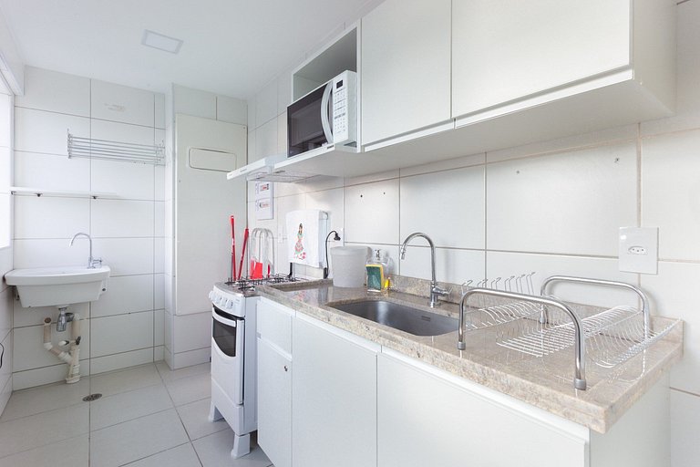 Luxuoso Flat de 2 qts ao lado do CASV e do Riomar