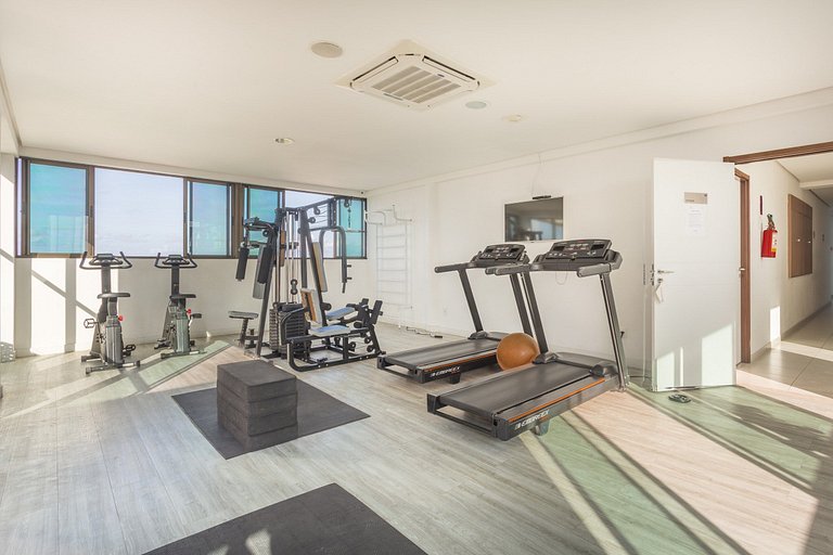 Luxuoso Flat de 2 qts ao lado do CASV e do Riomar