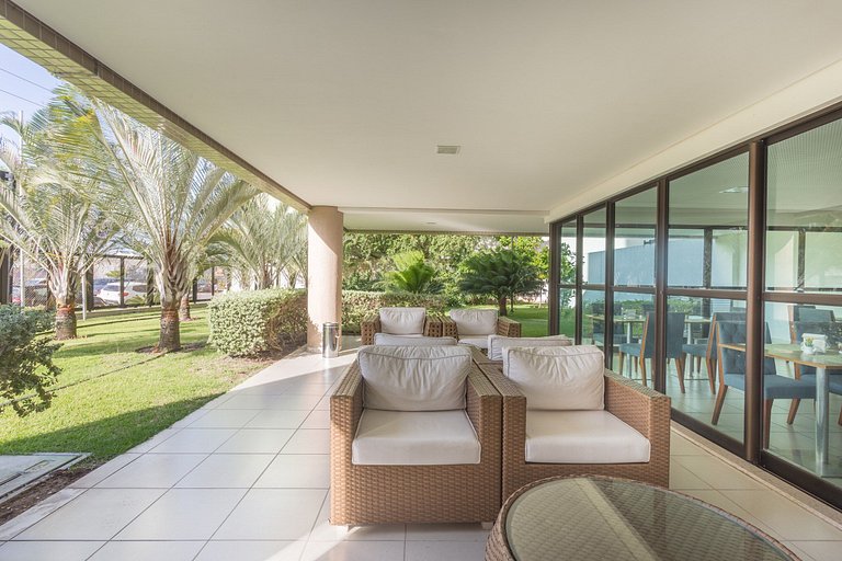 Luxuoso Flat de 2 qts ao lado do CASV e do Riomar