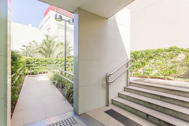 Luxurious 2 bedroom flat next to CASV and Riomar