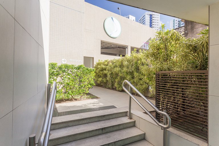 Luxurious 2 bedroom flat next to CASV and Riomar